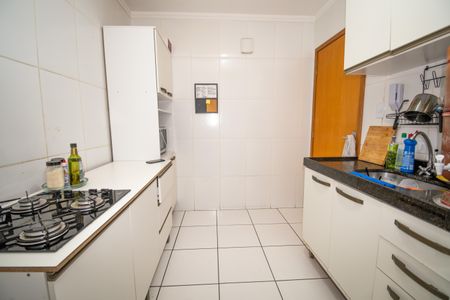 Apartamento à venda com 80m², 2 quartos e 2 vagasCozinha