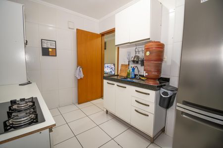 Apartamento à venda com 80m², 2 quartos e 2 vagasCozinha