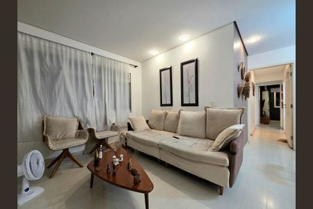 Apartamento para alugar com 94m², 3 quartos e 2 vagasSala