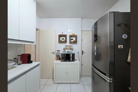 Apartamento para alugar com 94m², 3 quartos e 2 vagasCozinha