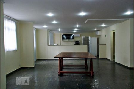 Apartamento para alugar com 94m², 3 quartos e 2 vagasÁrea comum - Salão de festas
