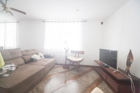 Apartamento à venda com 132m², 3 quartos e 1 vagaSala de TV