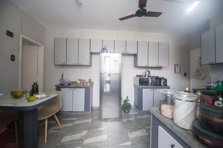 Apartamento à venda com 132m², 3 quartos e 1 vagaCozinha