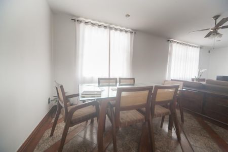 Apartamento à venda com 132m², 3 quartos e 1 vagaSala de Jantar