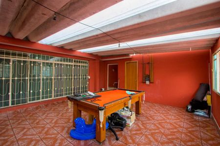 Casa para alugar com 330m², 4 quartos e 3 vagasVaranda frontal