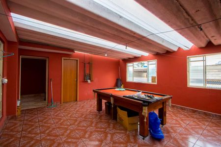 Casa para alugar com 330m², 4 quartos e 3 vagasVaranda frontal