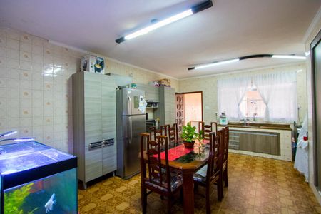 Casa para alugar com 330m², 4 quartos e 3 vagasCozinha