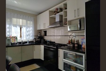 Casa à venda com 160m², 3 quartos e 2 vagasCozinha