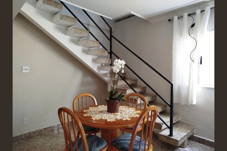 Sala de jantar de casa à venda com 3 quartos, 160m² em Jardim Dona Sinha, São Paulo