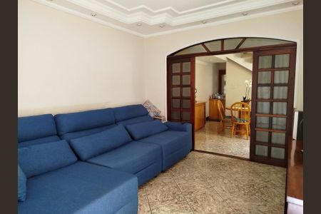 Sala de casa à venda com 3 quartos, 160m² em Jardim Dona Sinha, São Paulo