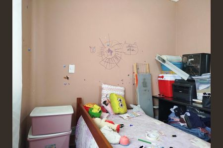 Casa à venda com 160m², 3 quartos e 2 vagasQuarto 2