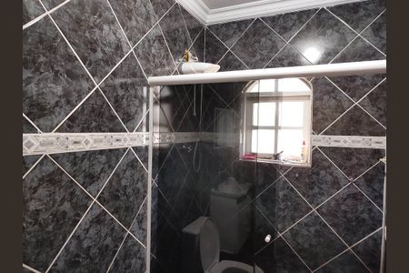 Casa à venda com 160m², 3 quartos e 2 vagasBanheiro 2