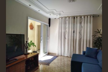 Casa à venda com 160m², 3 quartos e 2 vagasSala