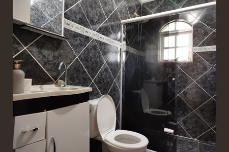 Casa à venda com 160m², 3 quartos e 2 vagasBanheiro 2