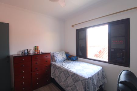 Casa à venda com 171m², 3 quartos e 2 vagasQuarto 1