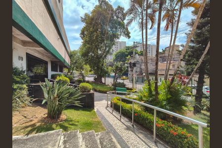 Apartamento à venda com 85m², 2 quartos e 1 vagaFachada e portaria