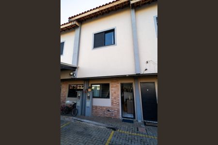 Apartamento para alugar com 49m², 2 quartos e 2 vagasFachada do bloco