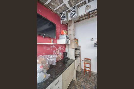 Casa à venda com 170m², 2 quartos e 2 vagasChurrasqueira