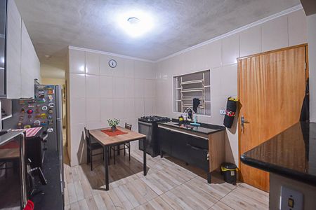 Casa à venda com 170m², 2 quartos e 2 vagasEdícula