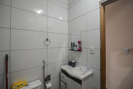 Casa à venda com 170m², 2 quartos e 2 vagasEdícula