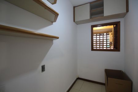 Quarto 1 de apartamento para alugar com 2 quartos, 64m² em Freguesia (jacarepaguá), Rio de Janeiro