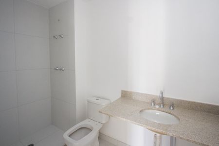 Apartamento à venda com 66m², 2 quartos e 1 vaga