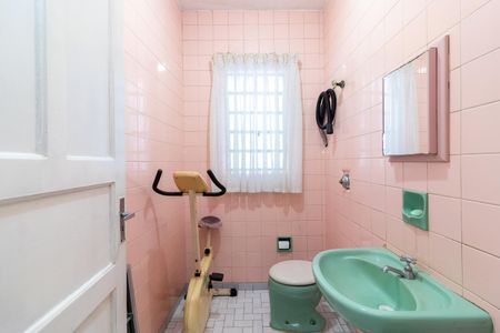 Casa à venda com 121m², 2 quartos e 1 vagaBanheiro 2