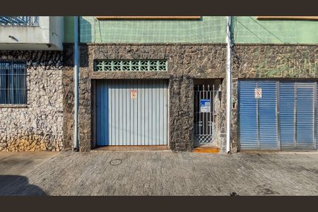 Casa à venda com 121m², 2 quartos e 1 vagaFachada