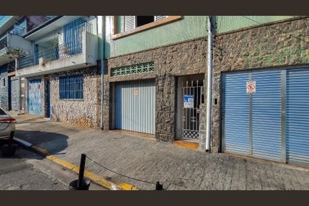 Casa à venda com 121m², 2 quartos e 1 vagaFachada