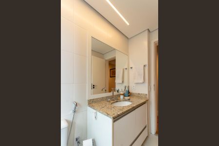 Apartamento à venda com 105m², 3 quartos e 3 vagasBanheiro Social