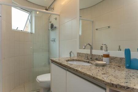 Apartamento à venda com 105m², 3 quartos e 3 vagasBanheiro Social