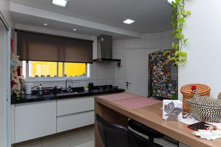 Apartamento à venda com 105m², 3 quartos e 3 vagasCozinha