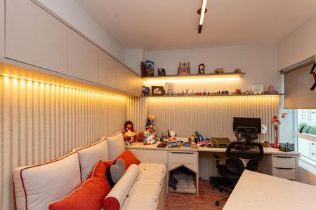 Apartamento à venda com 105m², 3 quartos e 3 vagasQuarto 1