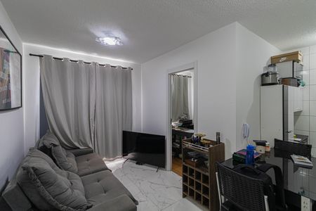 Sala/Cozinha/Área de Serviço  de apartamento para alugar com 2 quartos, 40m² em Cidade Nova São Miguel, São Paulo