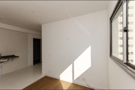Sala de apartamento para alugar com 1 quarto, 30m² em Vila Albertina, São Paulo