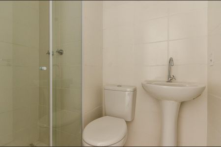 Banheiro de apartamento para alugar com 1 quarto, 30m² em Vila Albertina, São Paulo