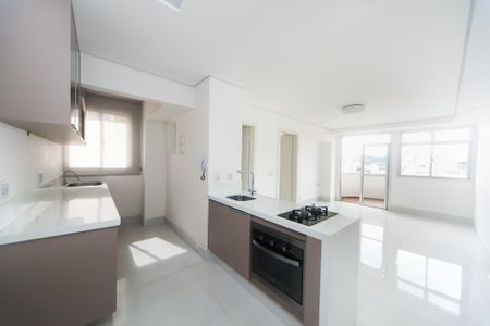 sala de apartamento para alugar com 1 quarto, 50m² em Buritis, Belo Horizonte