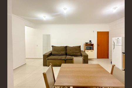 Apartamento para alugar com 74m², 2 quartos e 1 vagaSala