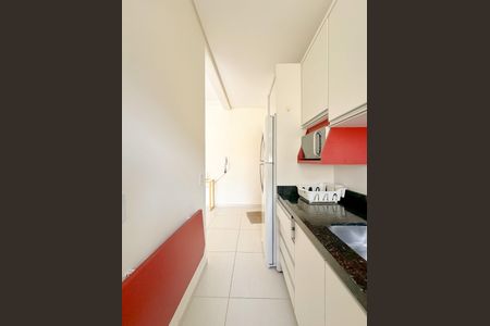 Apartamento para alugar com 110m², 2 quartos e 2 vagasCozinha