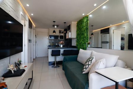 Sala de apartamento para alugar com 1 quarto, 34m² em Jardim Santa Teresinha, São Paulo