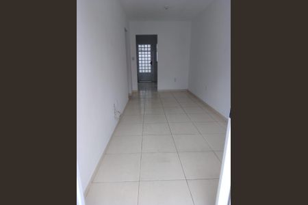 Casa para alugar com 75m², 2 quartos e 1 vagaSala