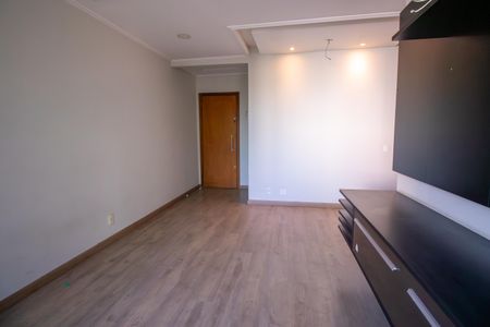 Sala de apartamento para alugar com 2 quartos, 65m² em Vila da Penha, Rio de Janeiro