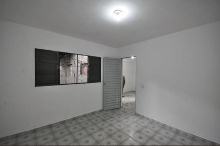 Casa para alugar com 60m², 1 quarto e 1 vagaSala/Quarto