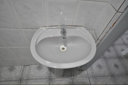 Banheiro de casa para alugar com 1 quarto, 60m² em Vila Nilo, São Paulo