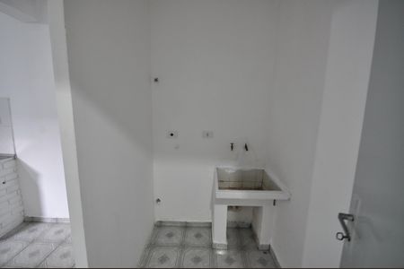 Casa para alugar com 60m², 1 quarto e 1 vagaÁrea de Serviço