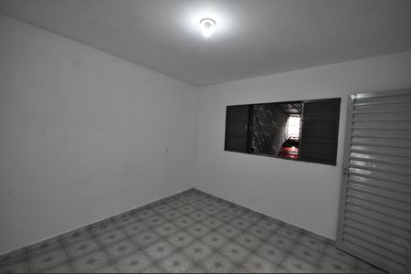 Sala/Quarto de casa para alugar com 1 quarto, 60m² em Vila Nilo, São Paulo