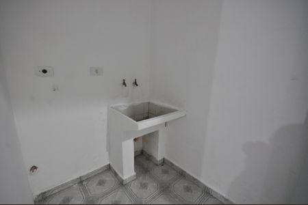 Casa para alugar com 60m², 1 quarto e 1 vagaÁrea de Serviço