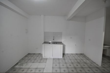 Cozinha de casa para alugar com 1 quarto, 60m² em Vila Nilo, São Paulo