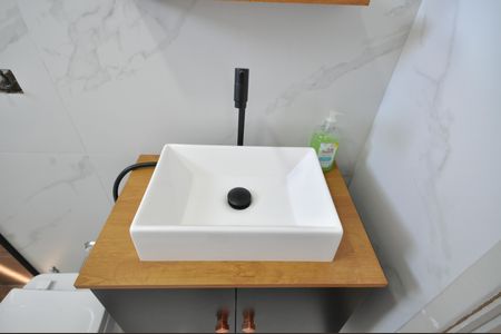 Apartamento à venda com 60m², 2 quartos e 2 vagasBanheiro