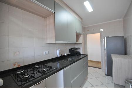 Apartamento à venda com 60m², 2 quartos e 2 vagasCozinha